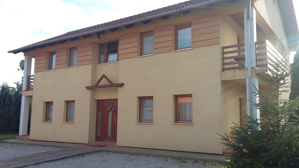 Bodzavirag Apartman Zalakaros Εξωτερικό φωτογραφία